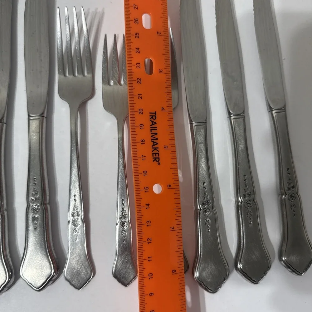 Oneida ASHMORE Stainless Flatware Forks Salad Table Knives Serv Spoon 12pc LOT
